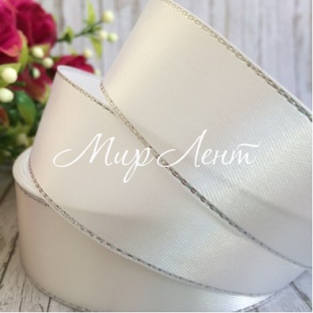 Атлас із люрексом 2,5 см (срібло), білий, рулон 33 м