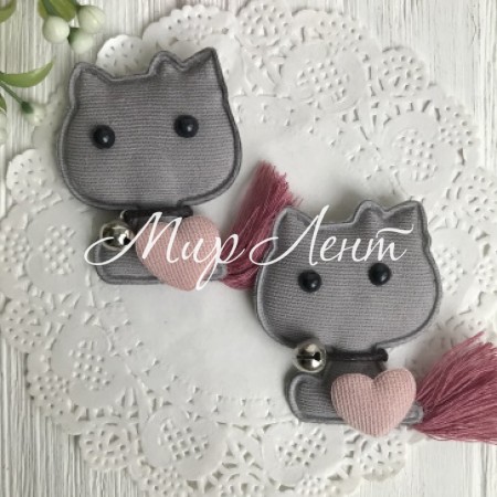 Аплікація тканинна котик із серцем, 5 см, темно-сірий, шт.