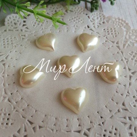 Серединка сердечко, 15х14 мм, молочное