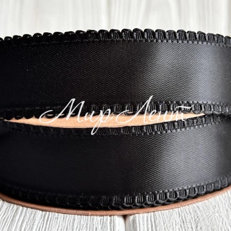 Атлас двосторонній з кантом, 2,5 см, чорний, метр