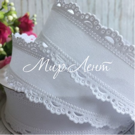 Котонова стрічка з мереживним краєм, 3,3 см, білий