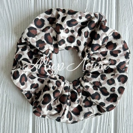 Скранч турецький трикотаж, 12 см, білий з бежево-коричневим леопардом, шт.