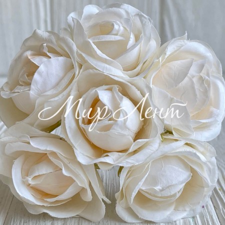 Мармурова троянда, 4,5 см, молочна, пучок