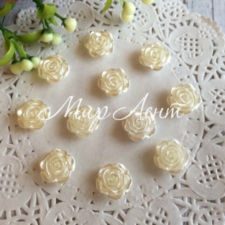 Серединка трояндочка міні з перламутром, 12 мм, молочна