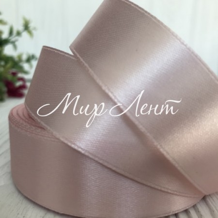 Атлас 2,5 см, ванільно-пудровий, метр