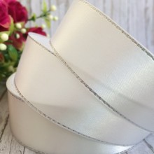 Атлас із люрексом 2,5 см (срібло), білий, рулон 33 м