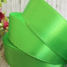 Атлас 2,5 см, яскраво-зелений, метр