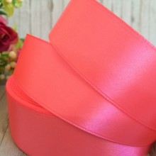 Атлас 2,5 см, яскраво-рожевий, метр