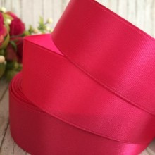 Атлас 2,5 см, малиновий, метр