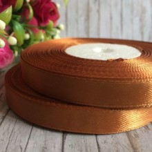 Атлас 0,9 см, карамельний, рулон 33 м