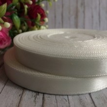 Атлас 0,9 см, айворі, рулон 33 м