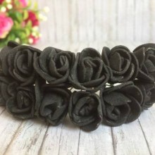 Троянда 1,5-2 см, чорна, 12 квіточок у пучку