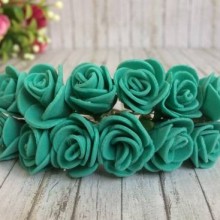 Троянда 1,5-2 см, смарагдова, 12 квіточок у пучку