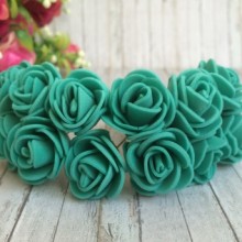 Троянда 2,2 см, смарагдова, 12 квіточок у пучку
