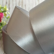 Атлас 4 см, срібло, метр