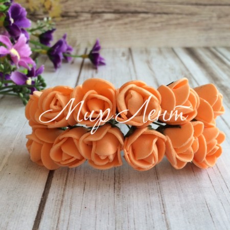 Троянда 1,5-2 см, темно-персикваю, 12 квіточок у пучку