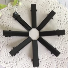 Крокодил чорний (метал), 3,2 см за 1 шт.