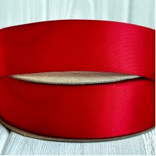 Атлас двосторонній (преміум), 2,5 см, червоний, метр