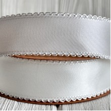 Атлас двосторонній з кантом, 2,5 см, айворі, метр