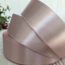 Атлас 2,5 см, ванільно-пудровий, метр