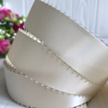 Атлас двосторонній з петельками 2,5 см, молочний, метр