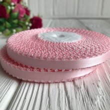 Атлас двосторонній з петельками 0,6 см, світло-рожевий, рулон 20 ярдів.