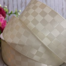 Атлас шахівниця, 2,5 см, молочний