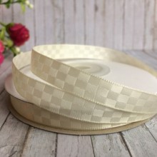 Атлас шахівниця, 1 см, молочний, рулон 23 м