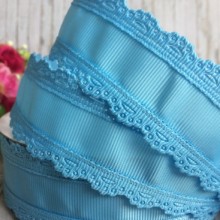 Репс з ажурним кантом, 3,5 см, світло-бірюзовий.
