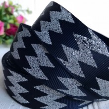 Репс 2,5 см, срібний шеврон на сапфіровому