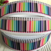 Репс 2,5 см, кольорові олівці на білому.