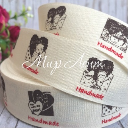 Стрічка тканина Hand Made, 2,5 см, серця та червоний напис
