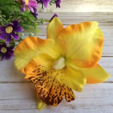 Бутон лілії, 11х11 см, жовтий