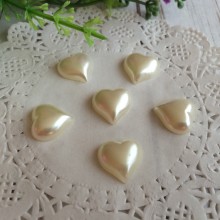 Серединка серця, 15х14 мм, молочне