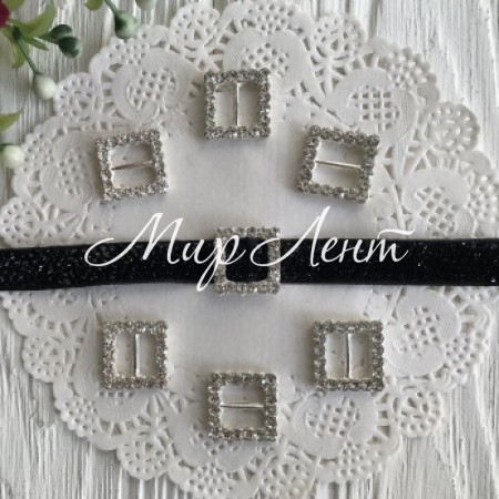 Серединка для бантика зі стразами (пряжка), 15 мм, квадратна, 1 шт.