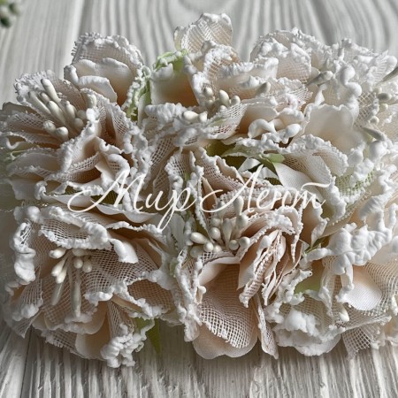 Хризантема тканинна з білим кантом, 4,5 см, молочна, пучок