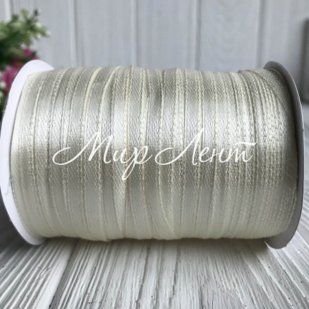 Атлас 0,3 см, молочный, рулон 225 м