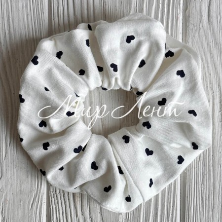 Скранч турецкий трикотаж, 12 см, белый с сапфировыми сердечками, шт.